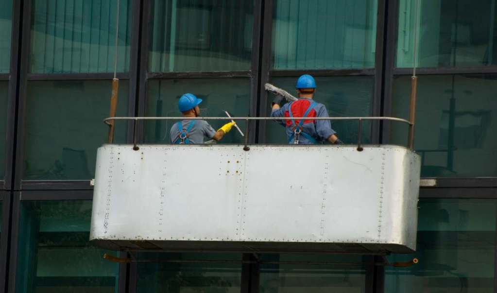 High-Rise Window Cleaning(2)